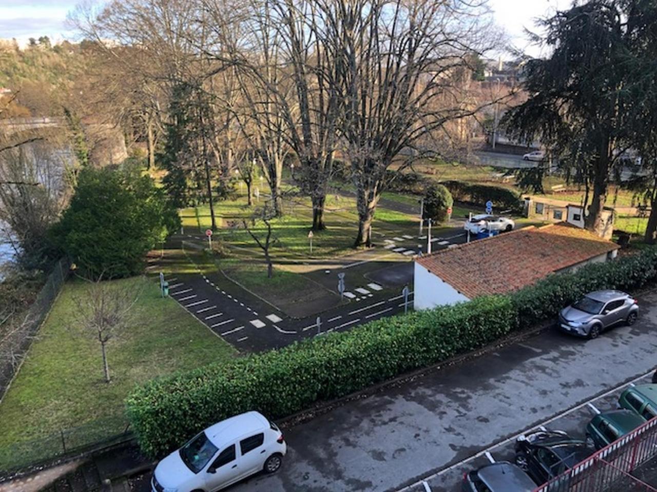 Ferienwohnung Chez Jean-Claude, Vue Panoramique Au Reveil Poitiers Exterior foto